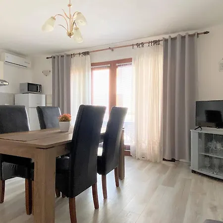 Apartament Almira With Sea View