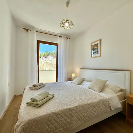 Daire Almira With Sea View